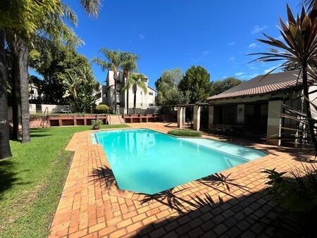2 Bedroom loft apartment to rent in Paulshof, Sandton