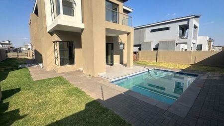 4 Bedroom house to rent in Melodie, Hartbeespoort