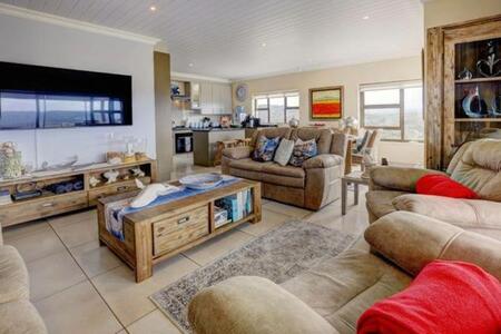 3 Bedroom House in Bergsig