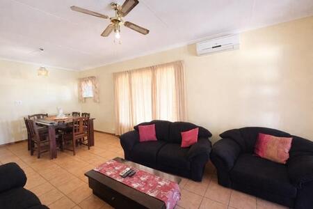 1 Bedroom Flat in Kathu