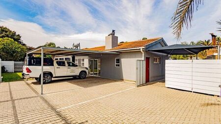 4 Bedroom house to rent in Ferndale, Brackenfell