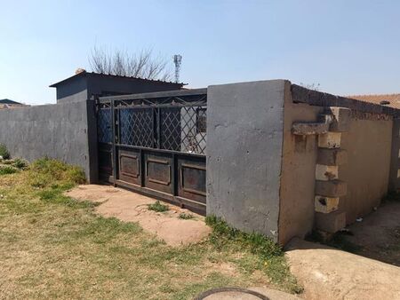 2 Bedroom house to rent in Roodekop, Germiston
