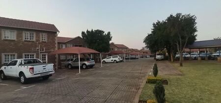 2 Bedroom apartment to rent in Die Hoewes, Centurion