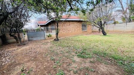 2 Bedroom house to rent in Reyno Ridge, Witbank