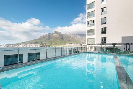 1 Bedroom apartment to rent in Foreshore, Cape Town