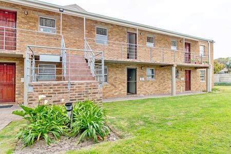 2 Bedroom Apartment in De Tuin