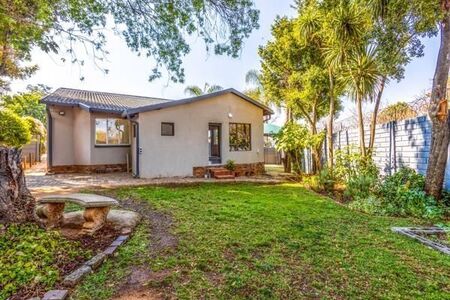 2 Bedroom House in Randpark Ridge