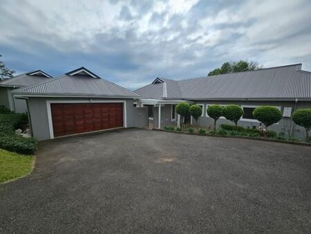 3 Bedroom Simplex in Hilton