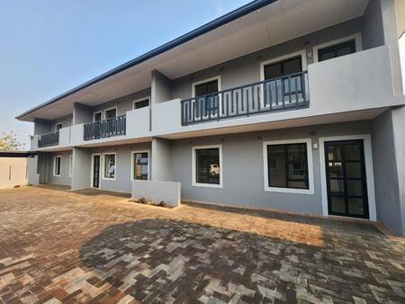 2 Bedroom Apartment in Eastbury