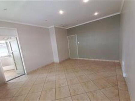 1.5 Bedroom Apartment in Arcadia