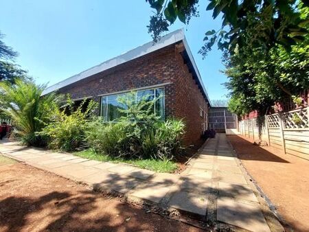 1 Bedroom Apartment in Selection Park