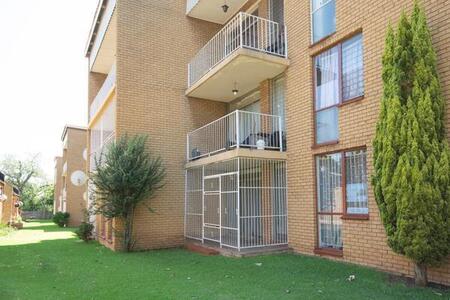 2 Bedroom Apartment in Heidelberg Central
