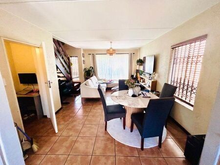 2 Bedroom duplex apartment to rent in North Riding, Randburg