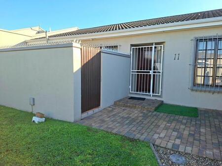 2 Bedroom Townhouse in Ferndale