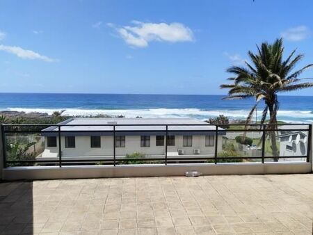 2 Bedroom Apartment in Manaba Beach