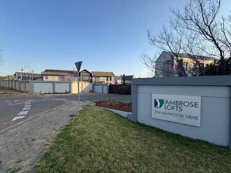 1 Bedroom Apartment in Zwartkop Golf Estate