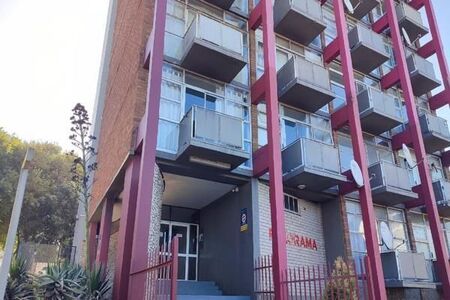 1 Bedroom Apartment in Port Elizabeth Central
