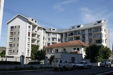 2 Bedroom apartment to rent in Rondebosch, Cape Town