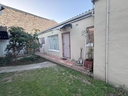 3 Bedroom house to rent in Surrey Estate, Cape Town