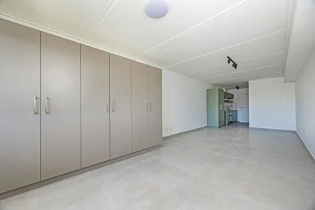 Studio Apartment in Mowbray