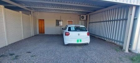 1 Bedroom Apartment in Flora Park