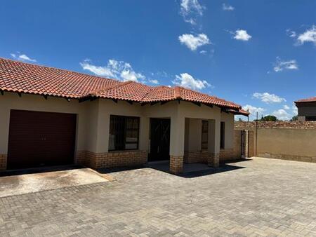 2 Bedroom Townhouse in Parys