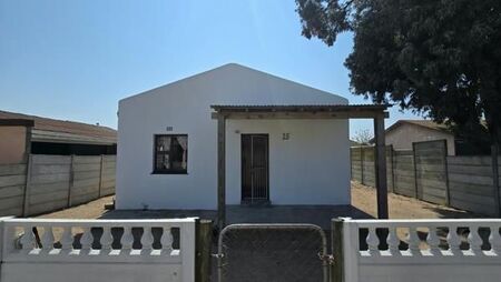 2 Bedroom House in Laingville