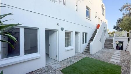 2 Bedroom Apartment in Hermanus Heights