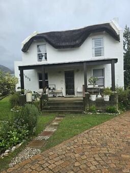 2 Bedroom House in Bettys Bay