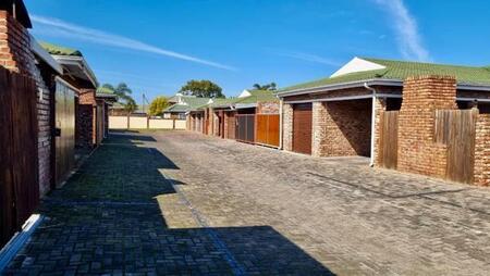 3 Bedroom Apartment in George South