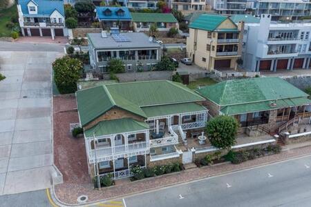 3 Bedroom House in Mossel Bay Central