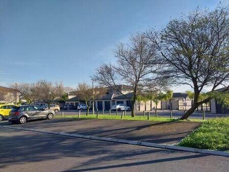 2 Bedroom Apartment in Brackenfell South