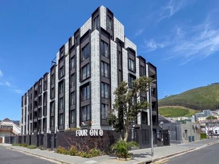 1 Bedroom Apartment in Sea Point