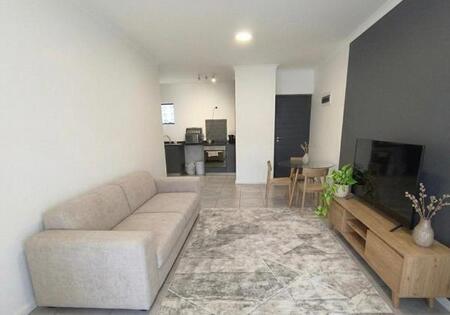 1 Bedroom House in Waterfall