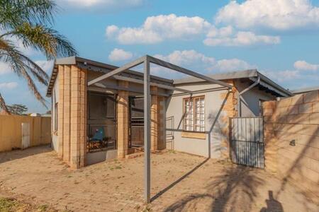3 Bedroom Townhouse in Dunnottar