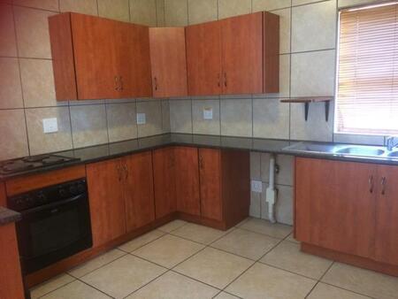 2 Bedroom Apartment in Heidelberg Central