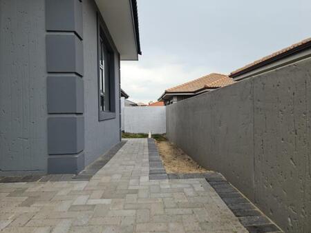 3 Bedroom Townhouse in Dana Bay