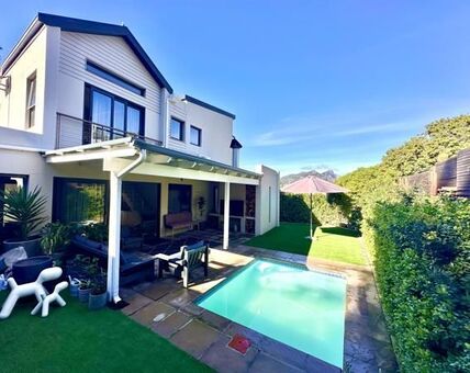 3 Bedroom Townhouse in Northshore