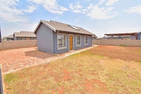3 Bedroom House in Dersley
