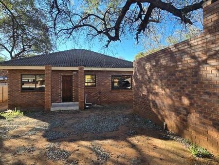 4 Bedroom House in Lephalale (Ellisras)