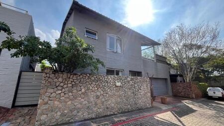 2 Bedroom Townhouse in Olympus Ah