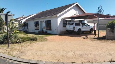 3 Bedroom house to rent in Port Owen, Velddrif