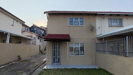 2 Bedroom semi-detached to rent in Havenside, Chatsworth