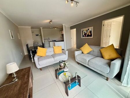 2 Bedroom apartment to rent in Claremont, Cape Town