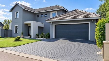 4 Bedroom house to rent in Melodie, Hartbeespoort