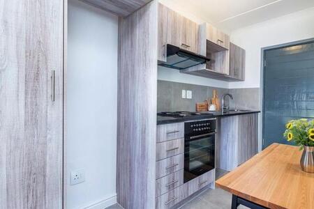 1 Bedroom Apartment in Glenhaven