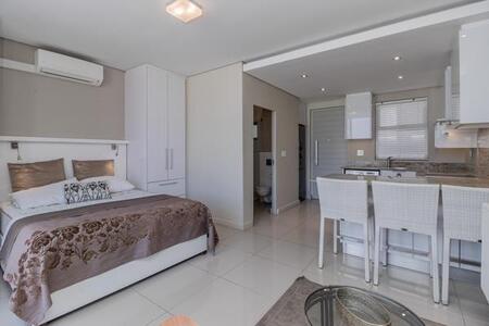 1 Bedroom Apartment in Stellenbosch Central
