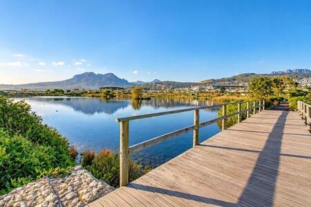 1 Bedroom Apartment in Heldervue