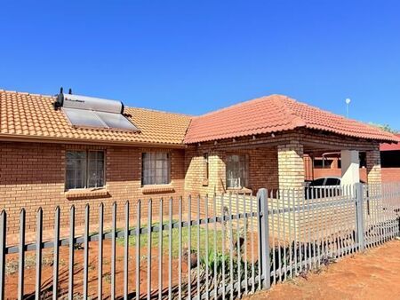 3 Bedroom House in Kathu