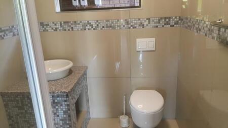 2 Bedroom Apartment in Aviary Hill